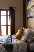 Junior Room | In-room safe, individually decorated, free WiFi, bed sheets