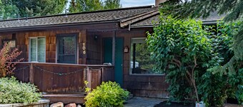 Wanderer Way Home - Cozy Alpine Gem, Minutes From Downtown & Pet Friendly