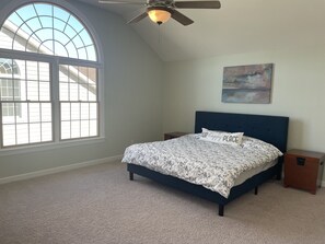 4 bedrooms, travel cot, free WiFi, bed sheets