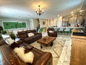 House, Multiple Beds, Private Pool, Pool View | Living room | TV