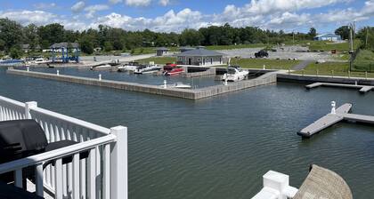 Waterfront Villa with Boathouse in Alexandria Bay