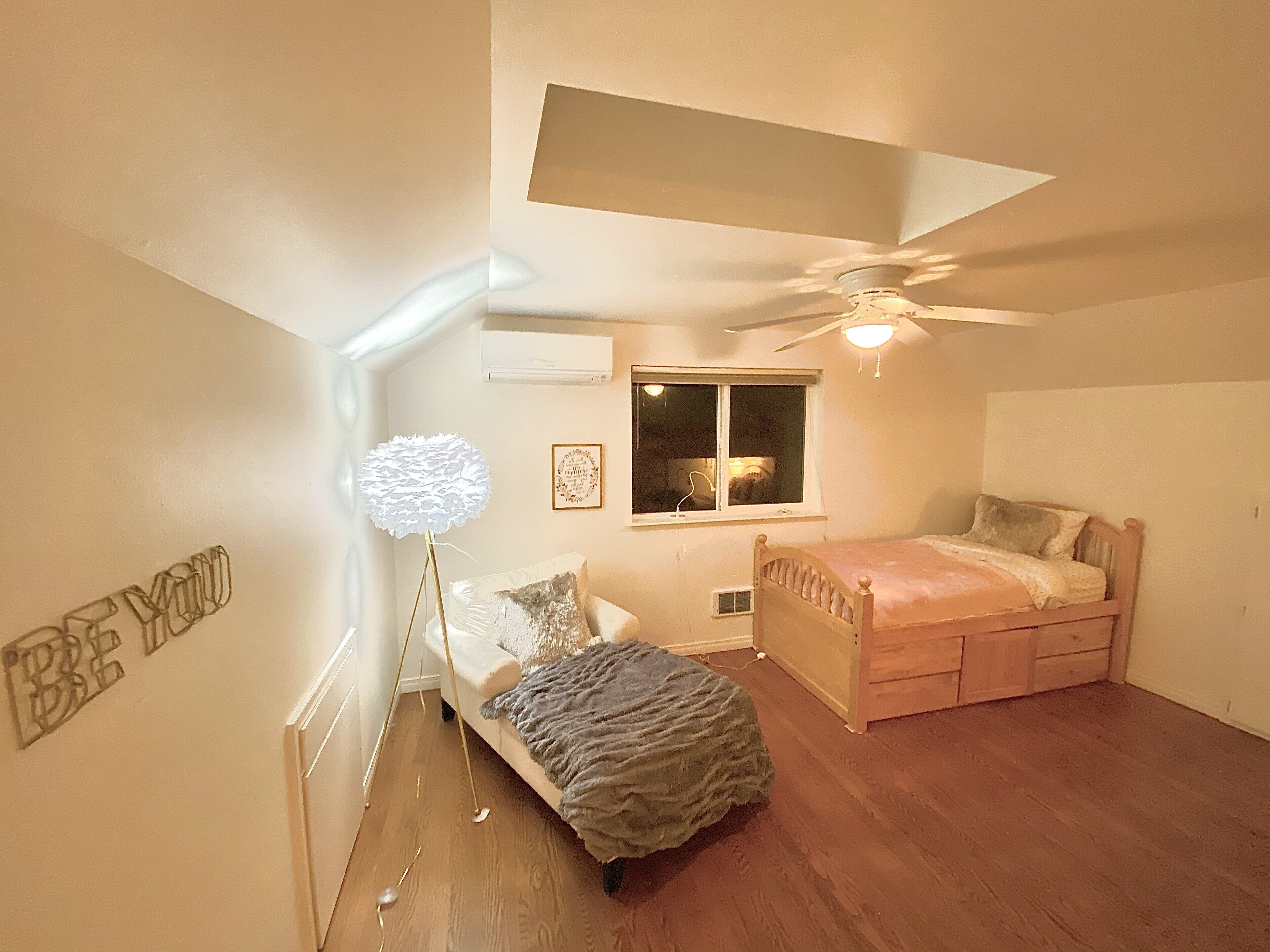 Stunning Home, Sound View, Sauna and Covered Deck