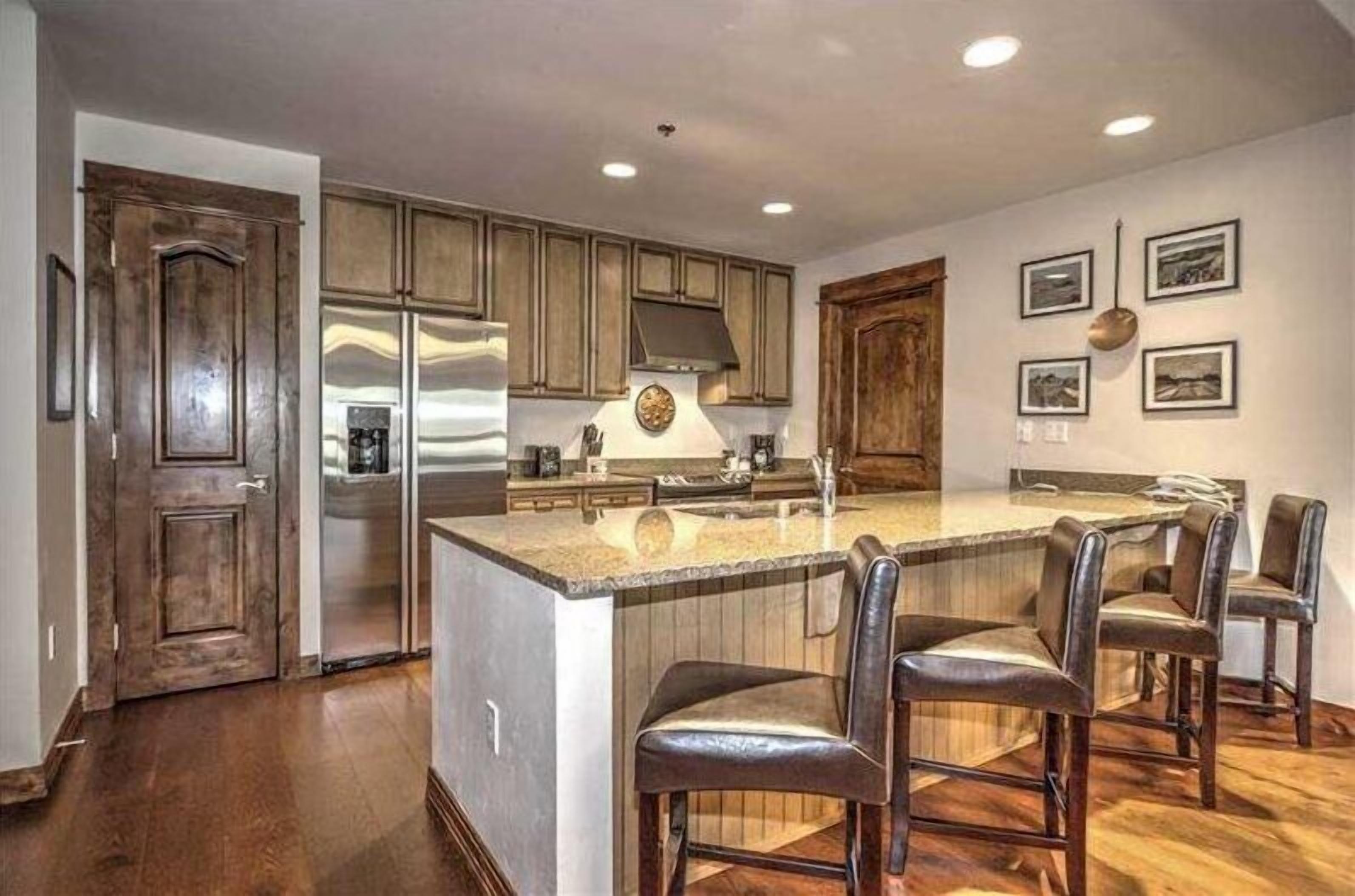 Condo (Breck_BlueSky_501) | Private kitchen