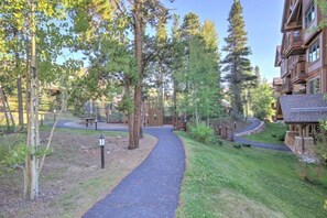 House (Breck_Mtn_Thunder_3_Townhome_305) | Exterior