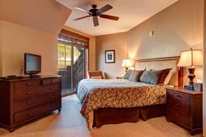 Condo (Breck_Crystal_Peak_7403) | 2 quartos, escrivaninha, Wi-Fi de cortesia