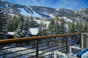Condo (Aspen_Sky_Residence_3) | Balcony