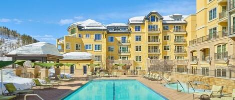 Appart'hôtel (Vail_Ritz-Carlton_3Bed_MtnView) | Piscine