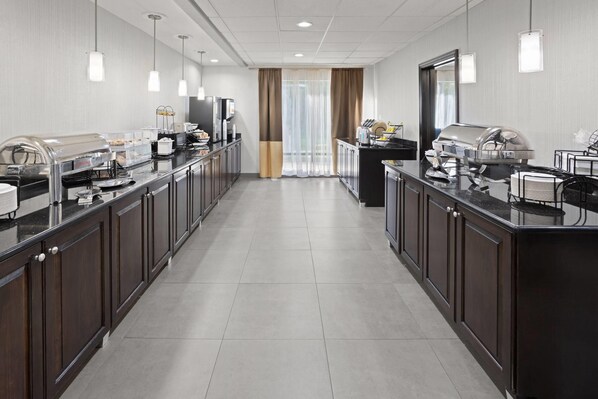 Petit déjeuner buffet compris tous les jours