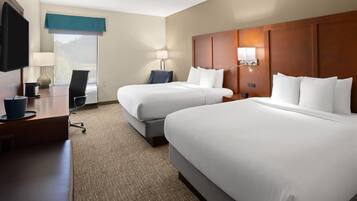 Room, 2 Katil Ratu (Queen), Non Smoking | Meja, ruang kerja komputer riba, seterika/papan seterika