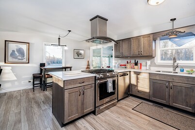 Private Home on the Kenai River at Gull's Landing