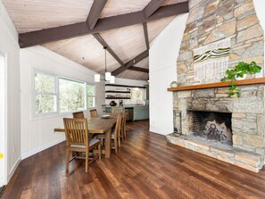 تناول الطعام