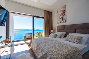 3 bedrooms, iron/ironing board, free WiFi, bed sheets - Luxury Villa Bianca with Pool (Smokvica)