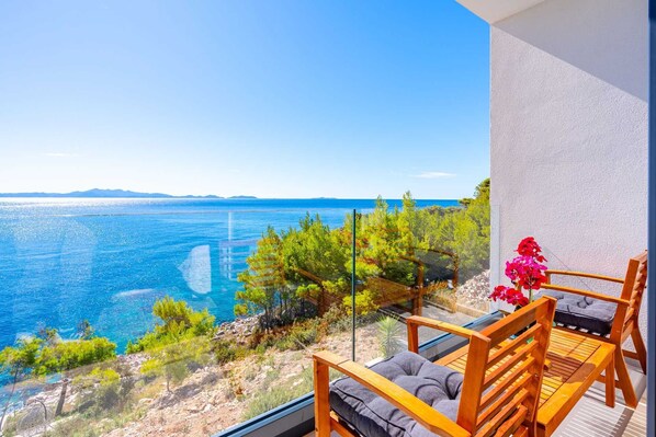 Property grounds - Luxury Villa Bianca with Pool (Smokvica)