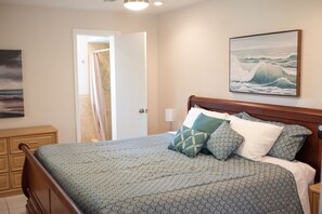 4 bedrooms, iron/ironing board, travel cot, free WiFi