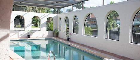 Piscine extérieure, piscine chauffée