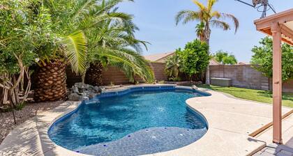 Chandler Oasis - 4 Bedroom by Casago