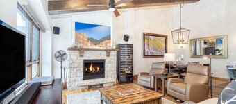 Premiere 2 Bedroom Luxury Penthouse at The Peaks Resort Telluride