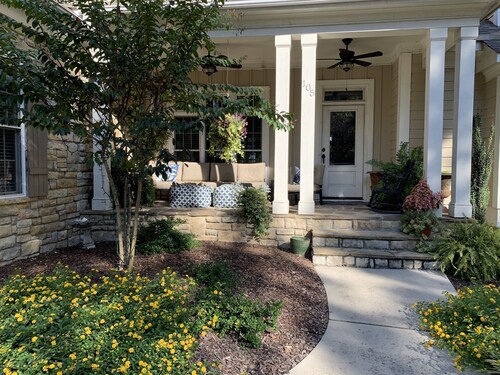 LUXURY HOME INCLUDES GOLF CART walking distance to historic village center