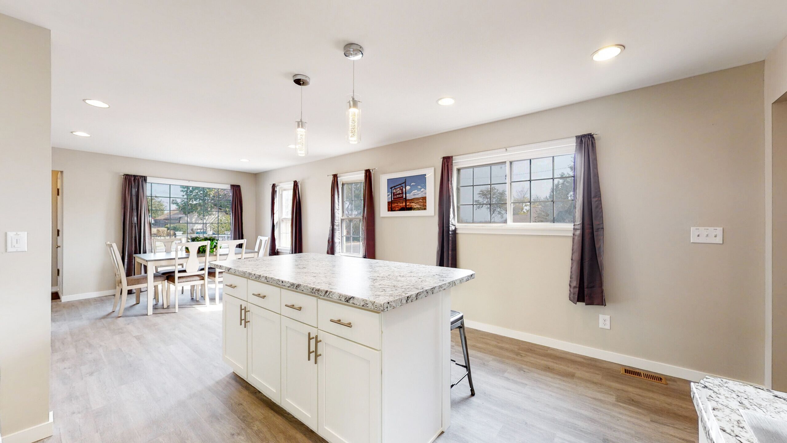 Denver 3 King Beds Remodeled Near Park and Fun