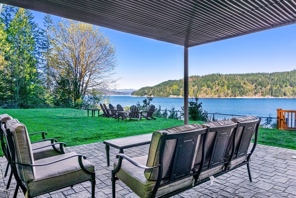 Terrace/patio - Dog-Friendly Home with Canal Views, Game Room, Furnished Deck, Hot Tub & Patio (Union)