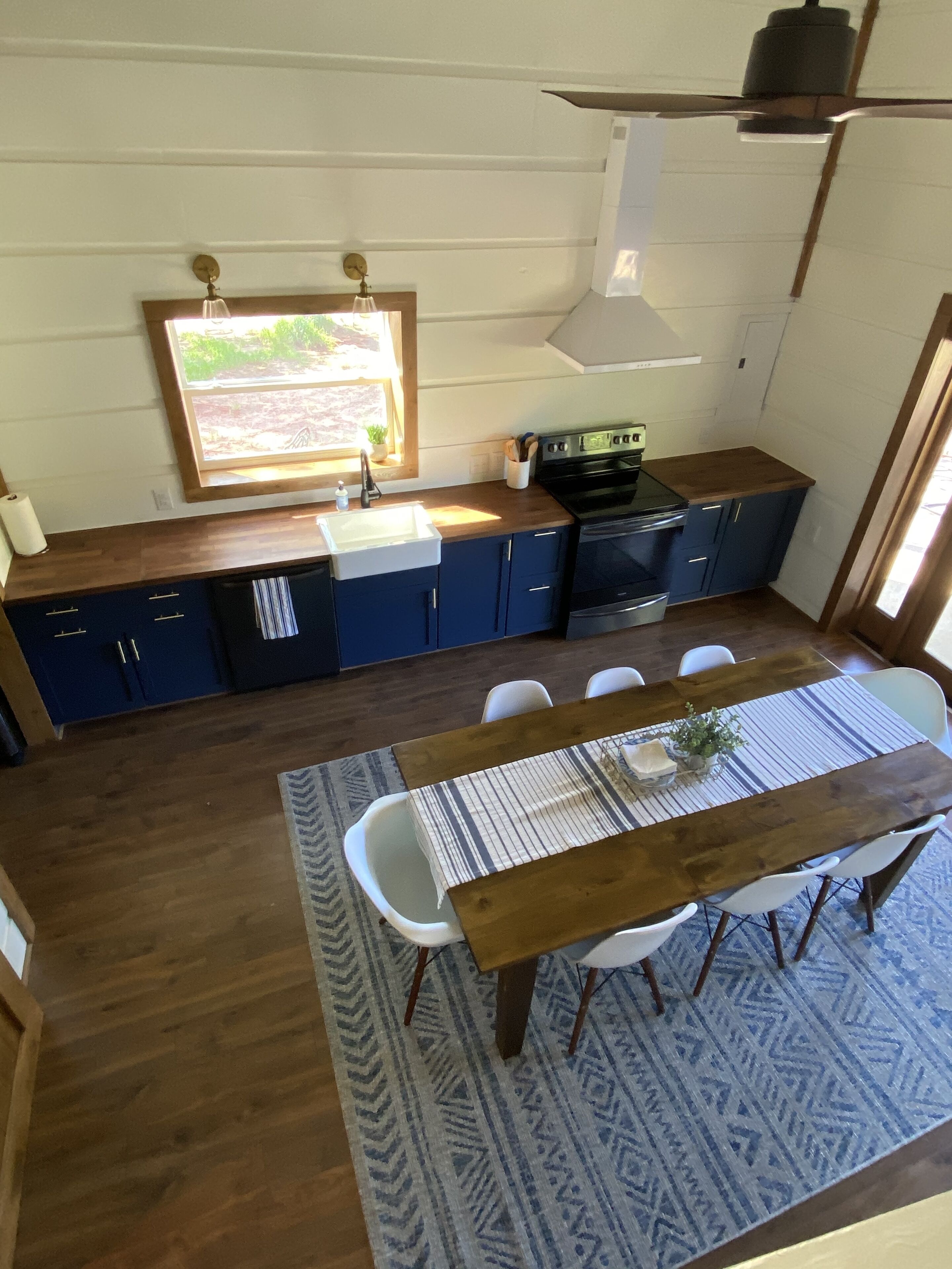 Chic Barndominium on a private lake