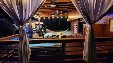 Terrace/patio. Palm's Luxury Suite with Jacuzzi