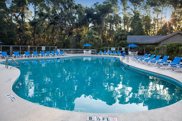 Indoor pool, outdoor pool