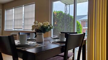 Kondominium, Beberapa Tempat Tidur, dapur | Dapur pribadi | Lemari es, microwave, oven, dan kompor