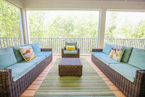 TV - South Seas Homes of Distinction 1114 Schefflera (Captiva)