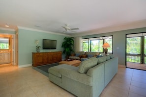 House, Multiple Beds, Private Pool, Ocean View | Living room | TV