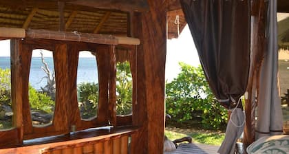 beach front bungalow in paea tahiti