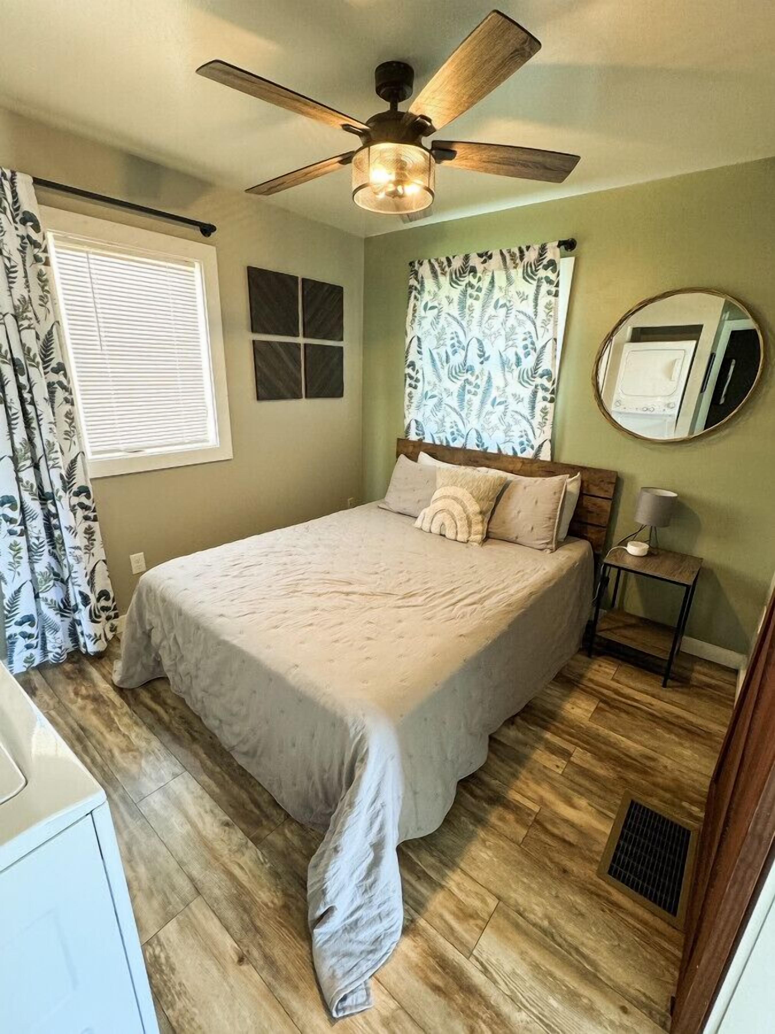 1 bedroom, desk, iron/ironing board, free WiFi