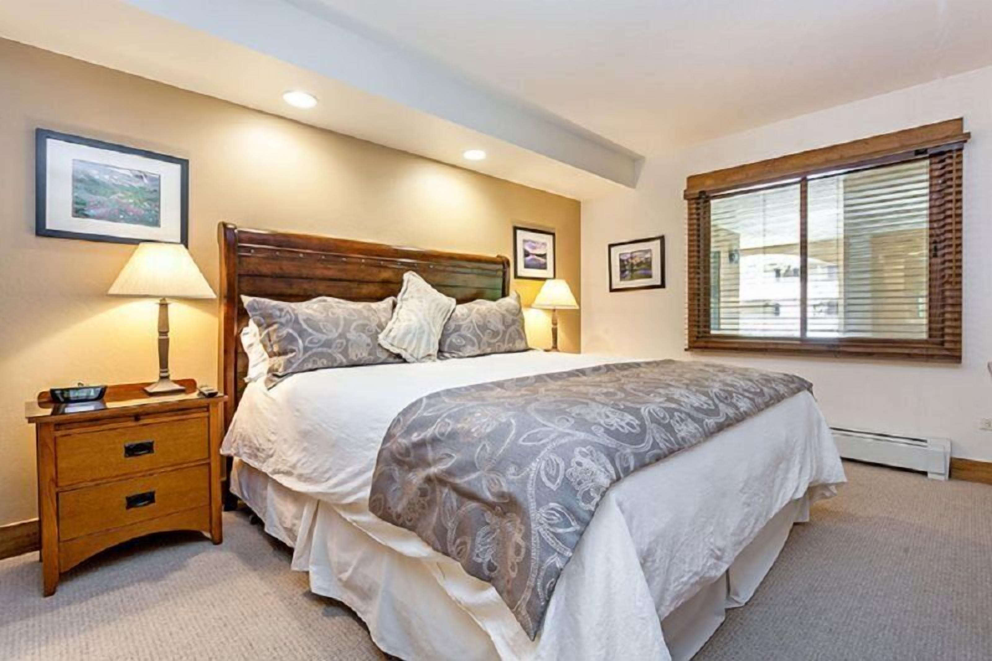 2 Bedroom Mountain Vacation Rental in the Heart of Vail Village