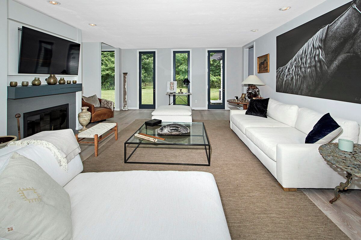 4 BR Classic Country House in CT