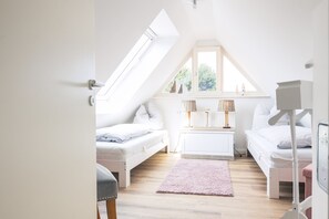 3 室のベッドルーム、アイロン / アイロン台、WiFi