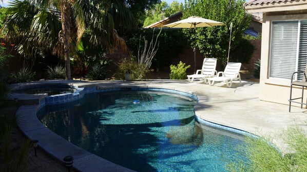 Outdoor pool, a heated pool