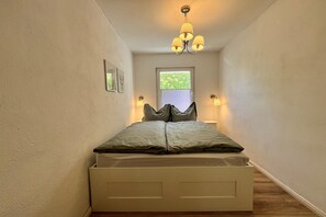 1 soverom, reiseseng for barn, wi-fi (inkludert) og sengetøy