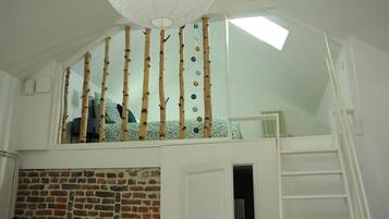 1 slaapkamer, een strijkplank/strijkijzer, gratis wifi, beddengoed