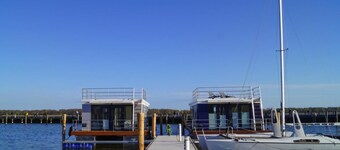 Hausboot Schwimmendes Haus in Ribnitz-Damgarten