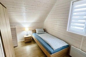 2 bedrooms, travel cot, bed sheets - Apartment in Dziwnów by Baltic Sea Beach (Dziwnow)