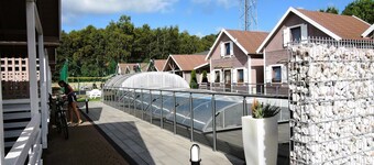 Holiday homes with swimming pool, Miedzyzdroje