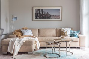 Imagen sin descripción, 5 de 16, botón