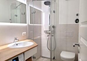 Imagen sin descripción, 3 de 16, botón