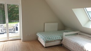 4 camere, ferro/asse da stiro, Wi-Fi