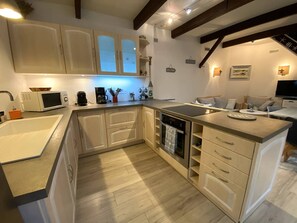 洗碗机、高脚椅