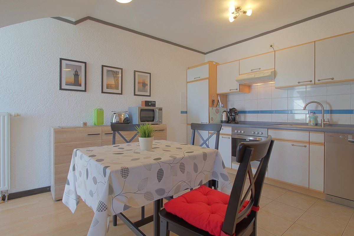 Réfrigérateur, micro-ondes, four, lave-vaisselle