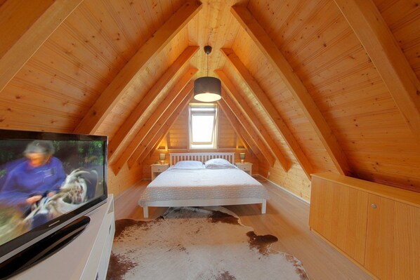 2 Schlafzimmer, Reisekinderbett, WLAN