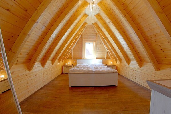 2 Schlafzimmer, Reisekinderbett, WLAN