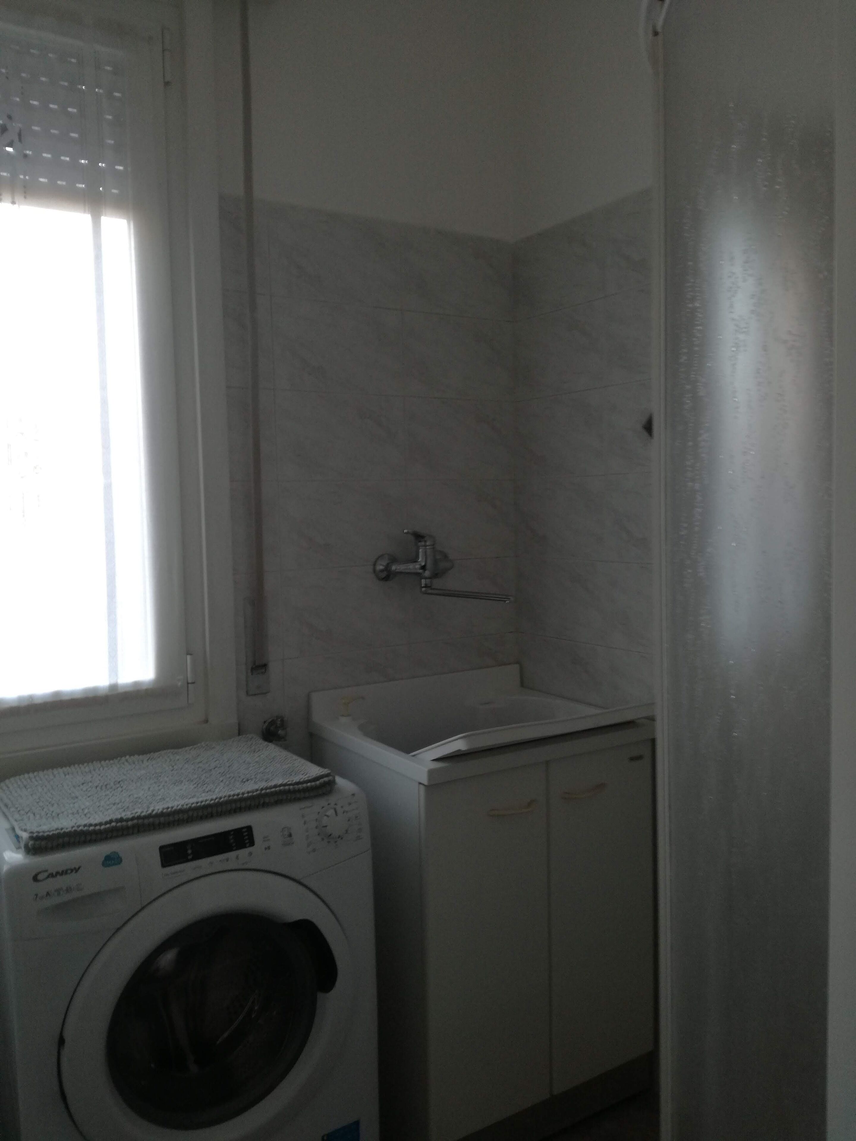 Doccia, asciugacapelli, bidet, asciugamani