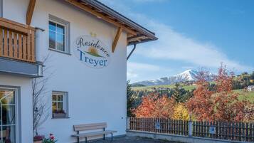 Enceinte de lâhĂ©bergement